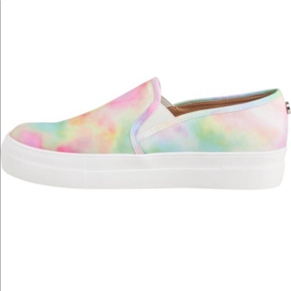 NEW Steve Madden sneakers Toshe Tie Dye slip on - Picture 3 of 9